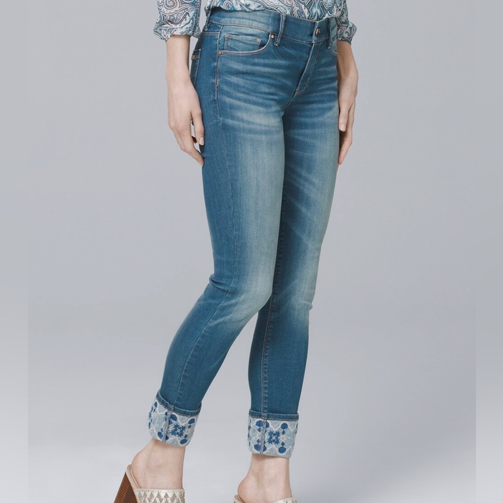 WHBM Embroidered-Cuff Skinny Crop Jeans size 6